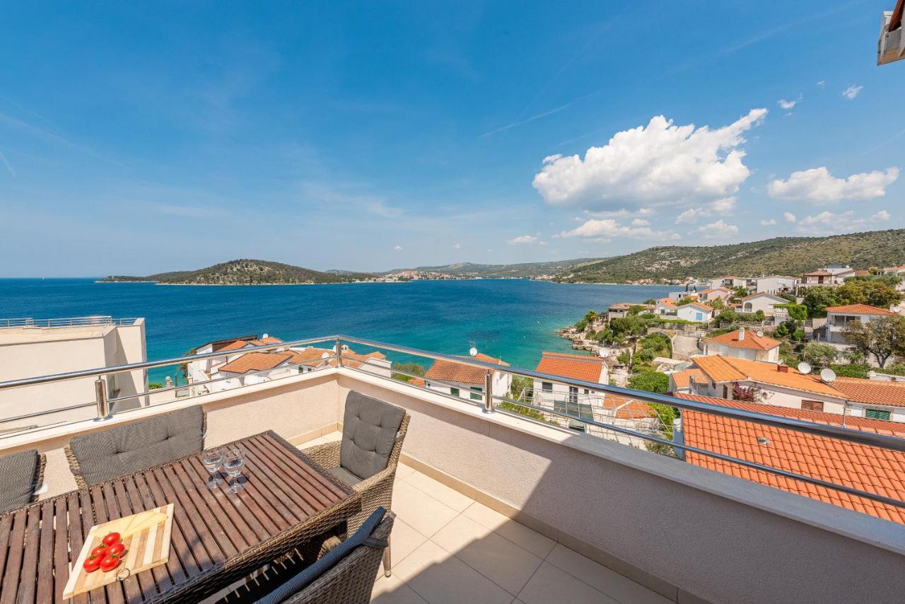 Villa Mona Apartments Ražanj Kültér fotó