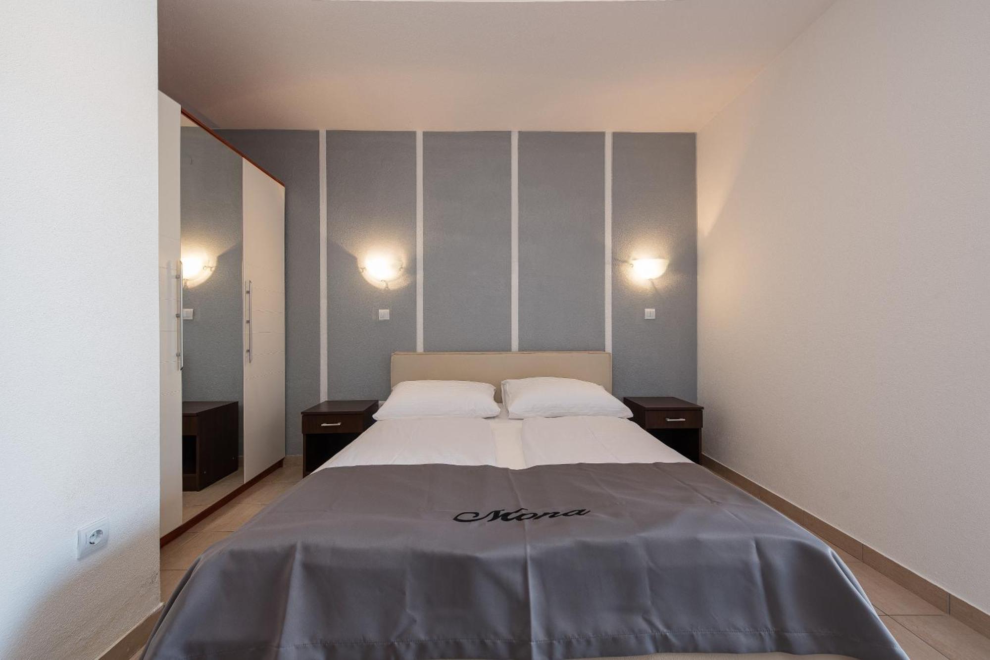 Villa Mona Apartments Ražanj Szoba fotó